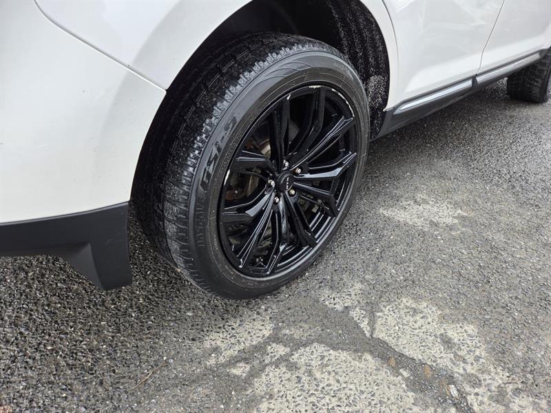 2013 Lincoln MKX - Image 8