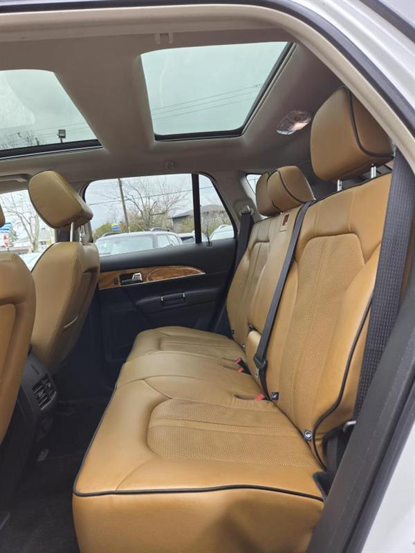 2013 Lincoln MKX - Image 13