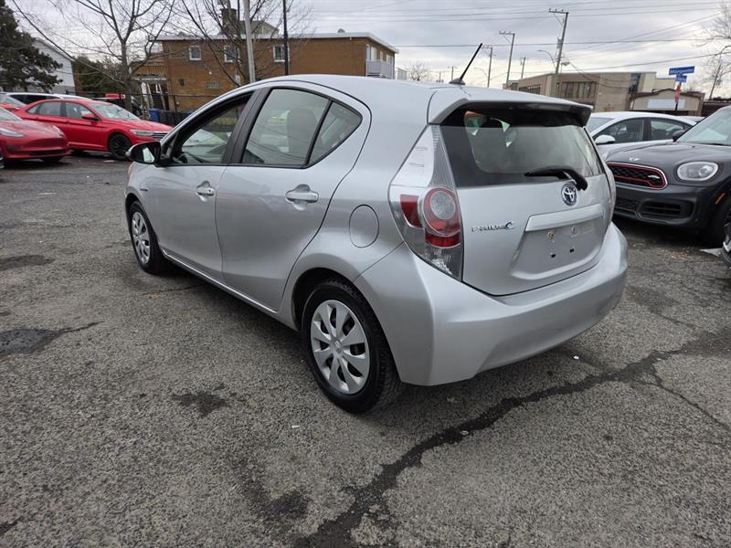 2013 Toyota Prius - Image 5