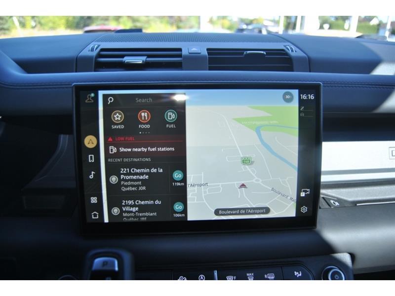 2023 Land Rover Defender - Image 19