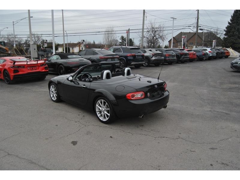 2011 Mazda Miata - Image 5