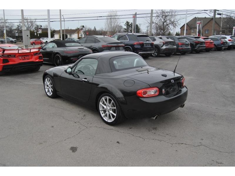 2011 Mazda Miata - Image 6