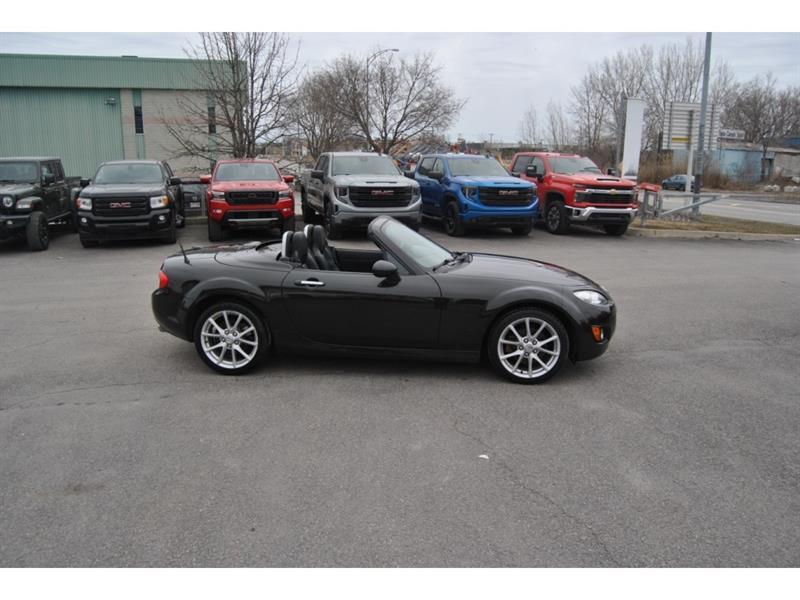 2011 Mazda Miata - Image 11