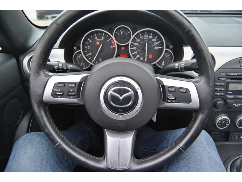 2011 Mazda Miata - Image 20