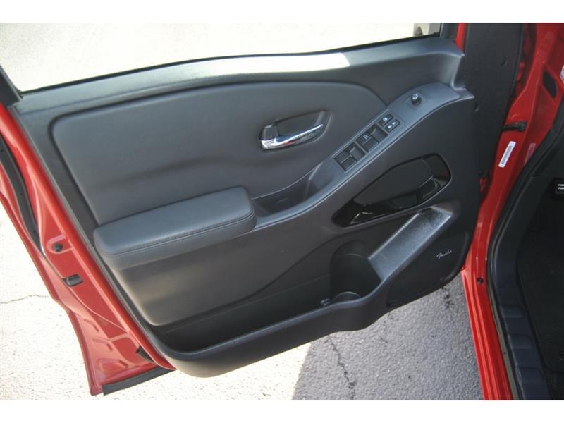 2022 Nissan Frontier - Image 11