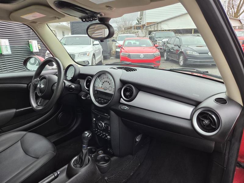 2013 Mini Cooper - Image 10