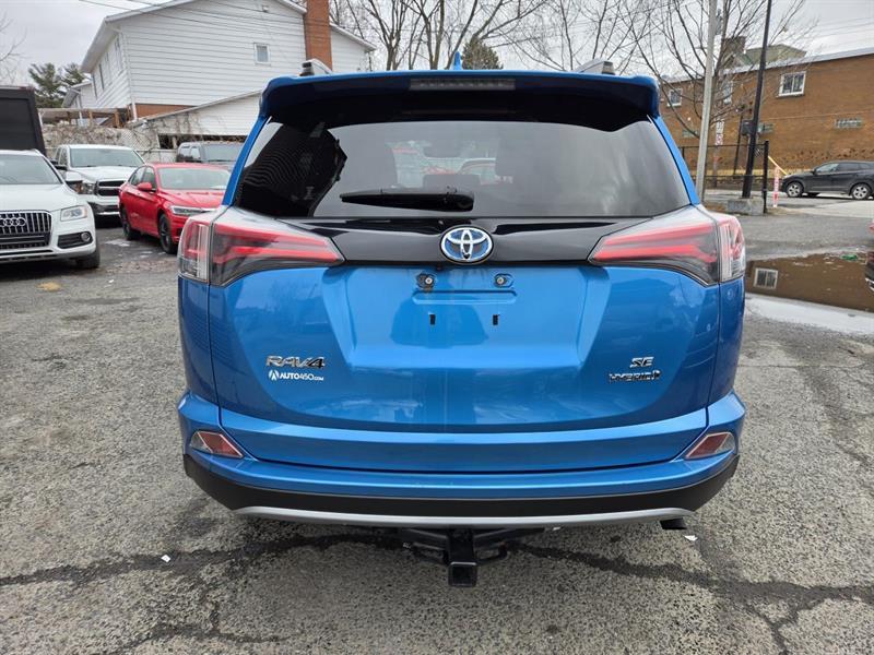 2017 Toyota RAV4 - Image 6