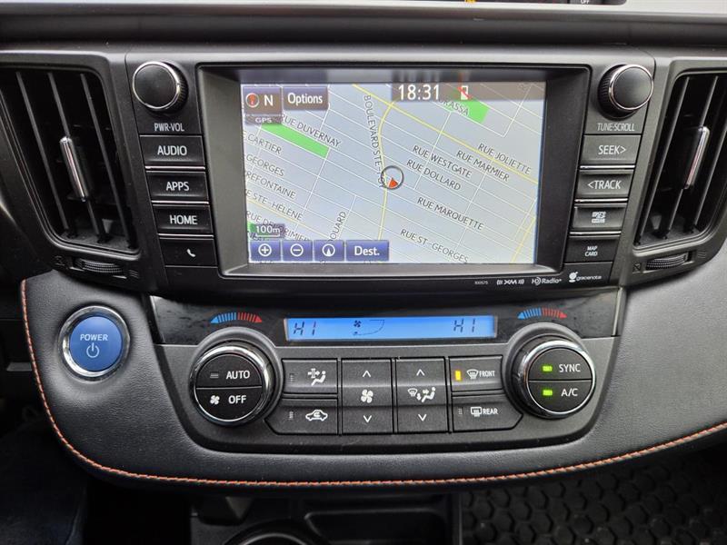 2017 Toyota RAV4 - Image 23