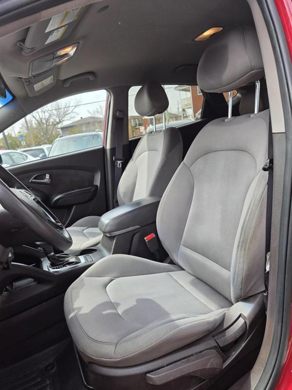 2015 Hyundai Tucson - Image 15