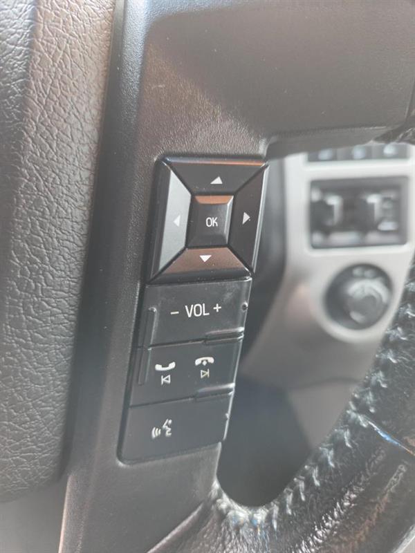 2017 Ford Expedition - Image 23