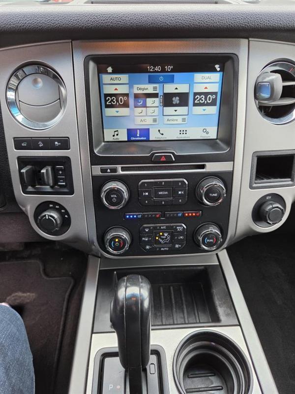 2017 Ford Expedition - Image 27