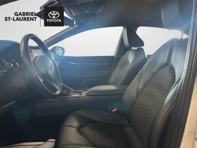 toyota Camry 2021 - 4