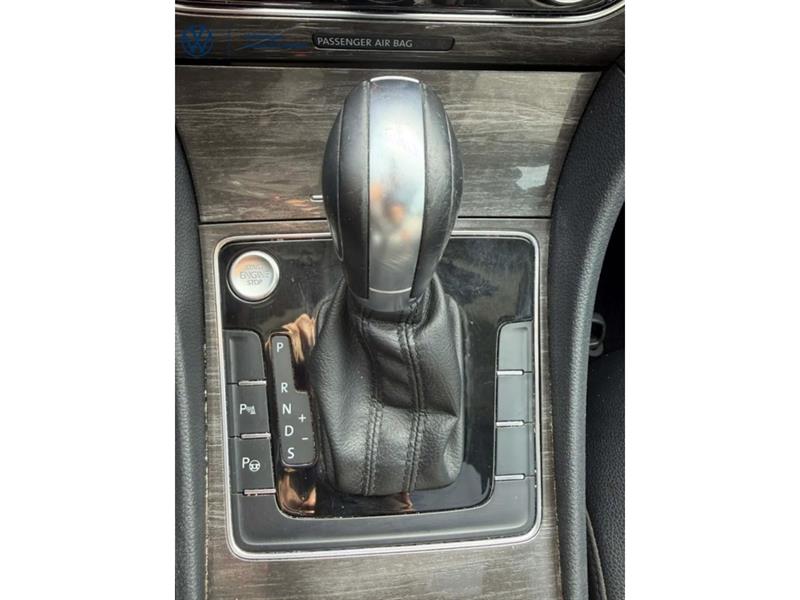 volkswagen Passat 2017 - 16
