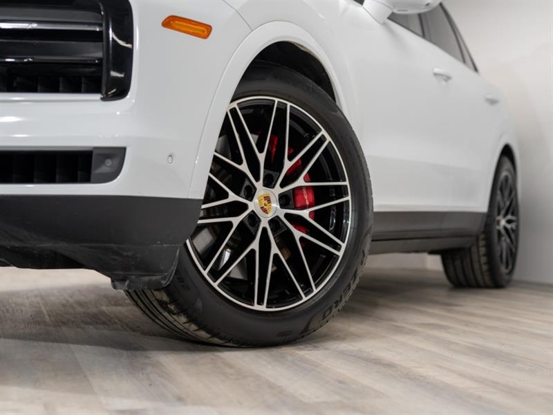 porsche Cayenne 2024 - 12
