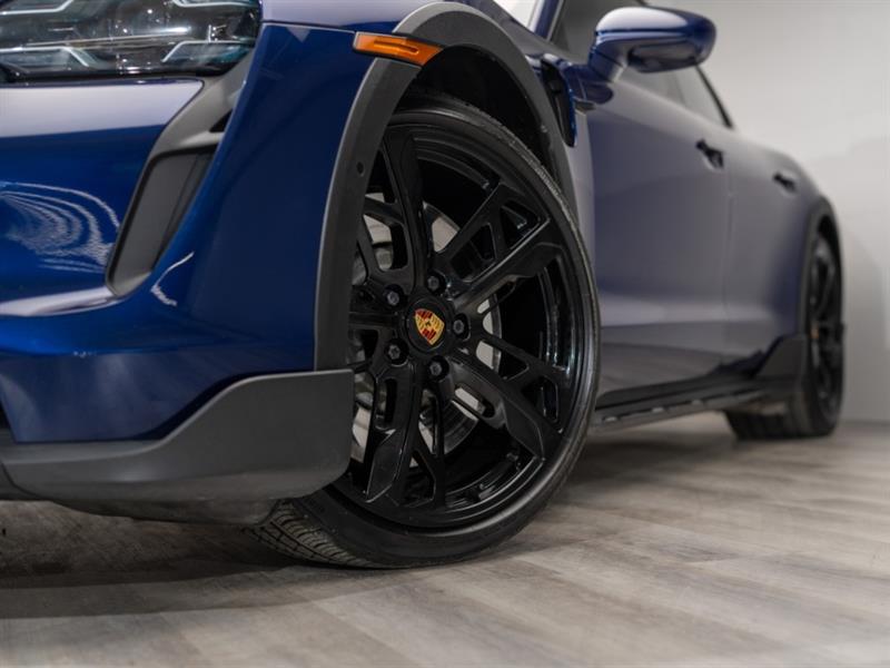 porsche Taycan 2023 - 8