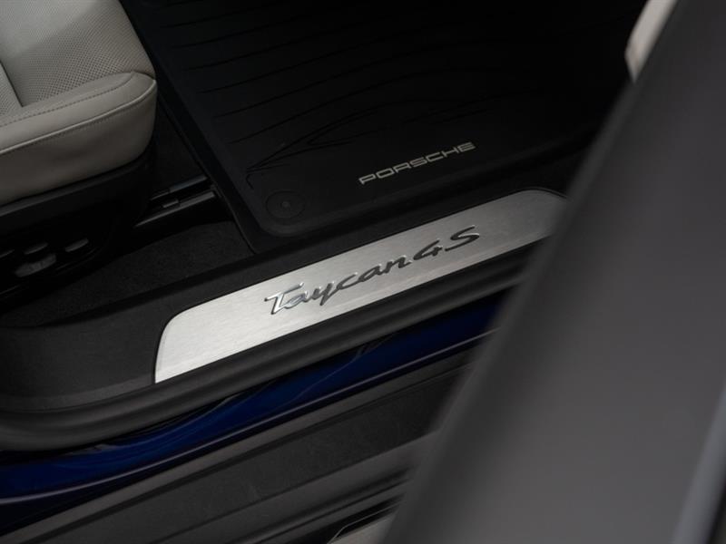 porsche Taycan 2023 - 21
