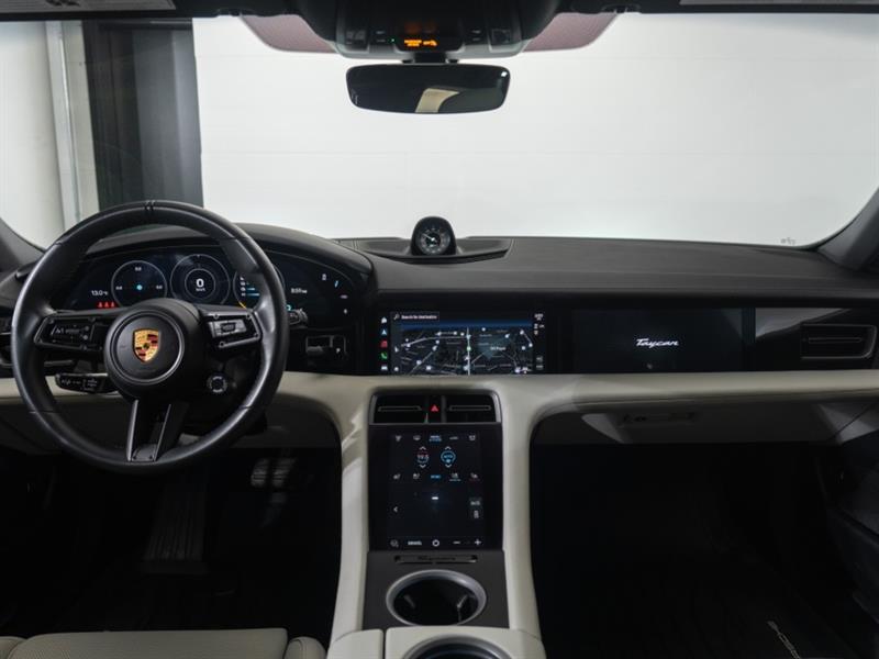 porsche Taycan 2023 - 25