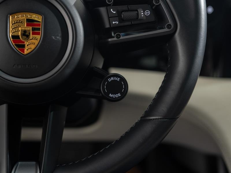 porsche Taycan 2023 - 28