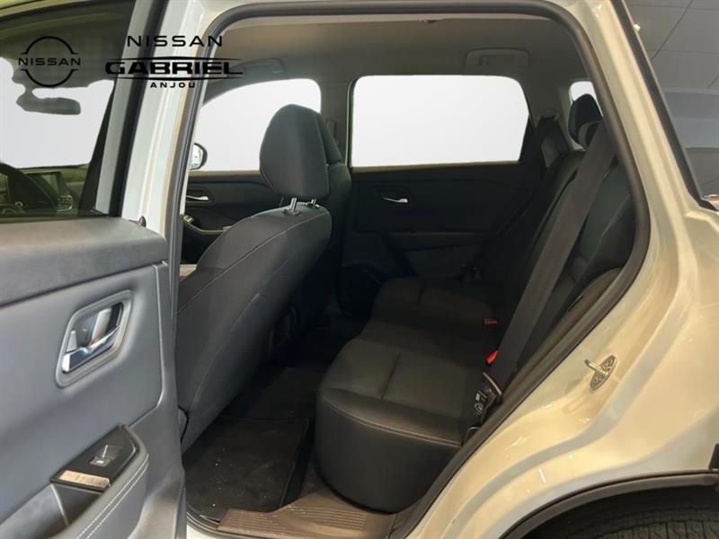 nissan Rogue 2026 - 17