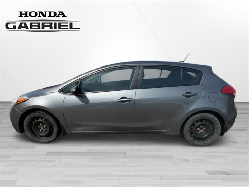 kia Forte 5-Door 2016 - 7