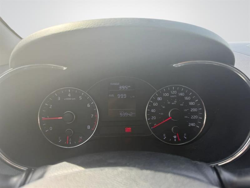 kia Forte 5-Door 2016 - 12