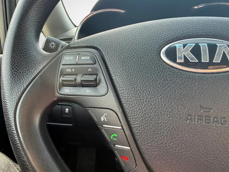 kia Forte 5-Door 2016 - 16