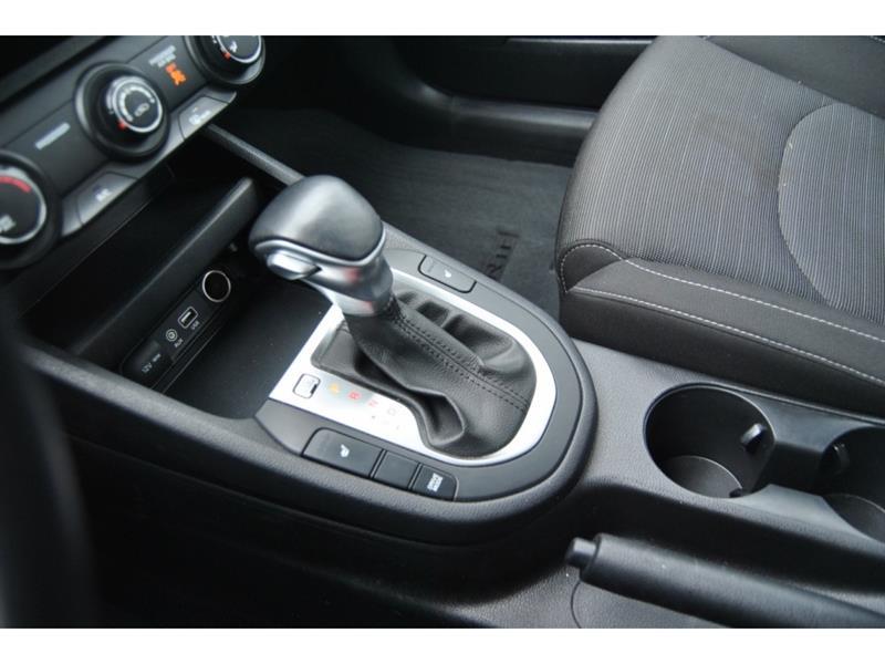 2020 Kia Forte - Image 21