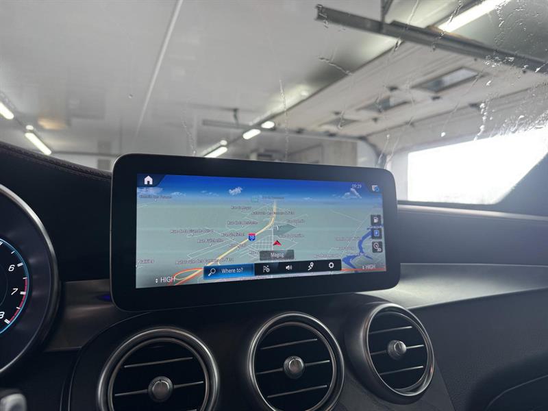 mercedes-benz GLC-Class 2022 - 18