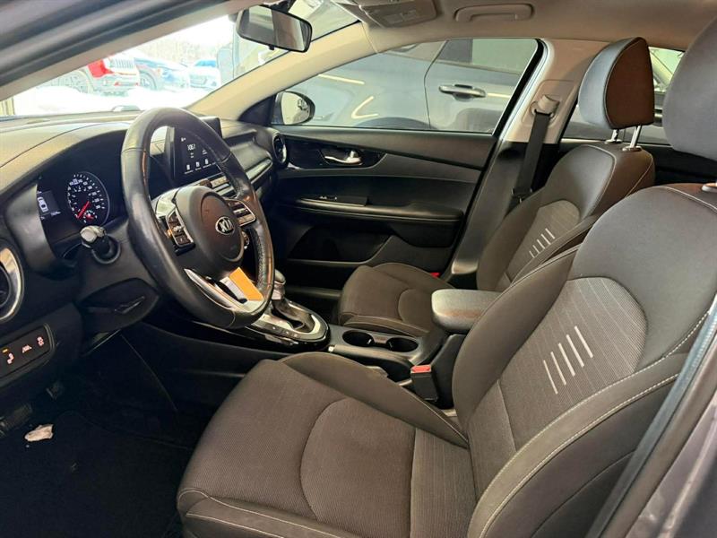 kia Forte 2019 - 10