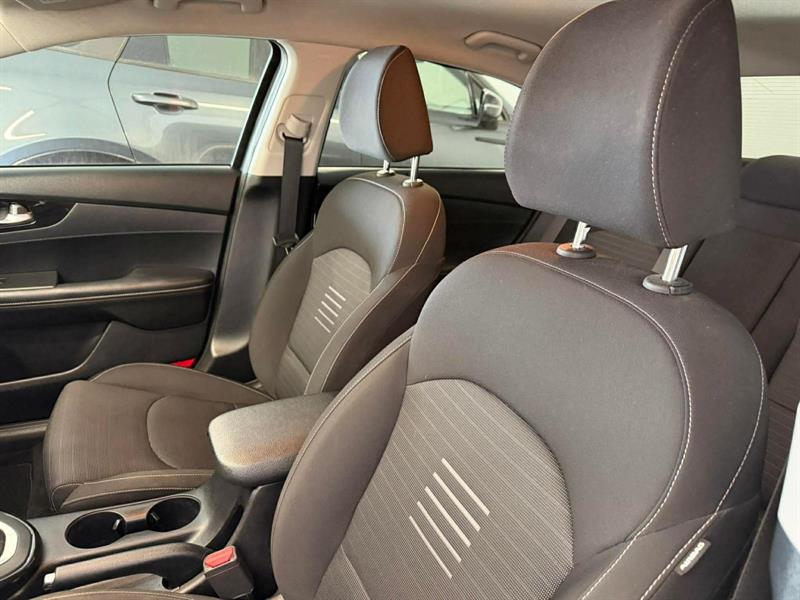 kia Forte 2019 - 11
