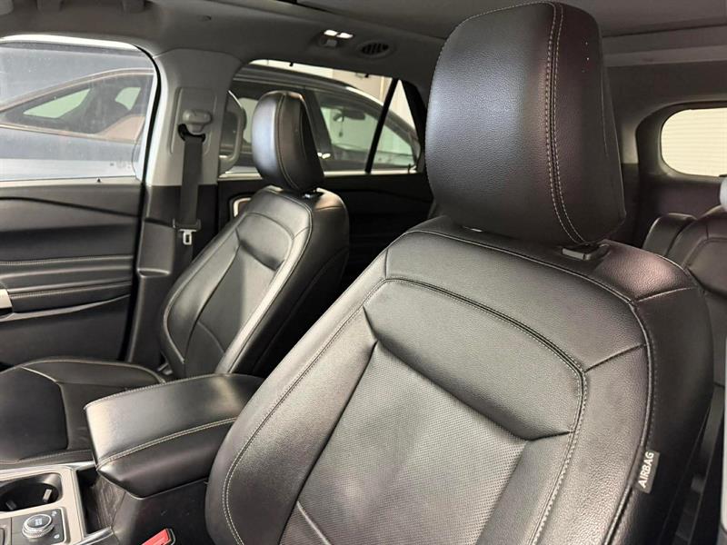 ford Explorer 2021 - 12