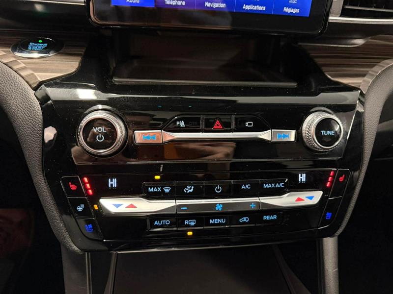 ford Explorer 2021 - 18