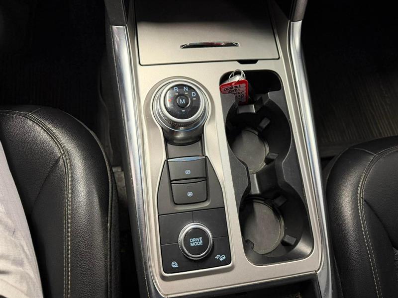 ford Explorer 2021 - 19