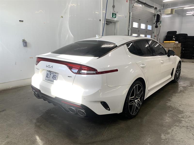 kia Stinger 2023 - 4
