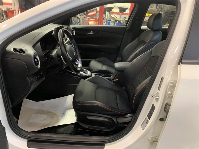 kia Forte5 2023 - 10