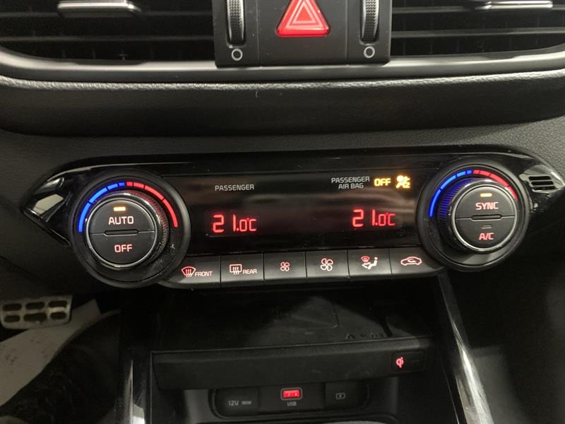 kia Forte5 2023 - 14