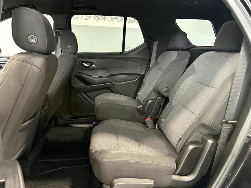 chevrolet Traverse 2022 - 27