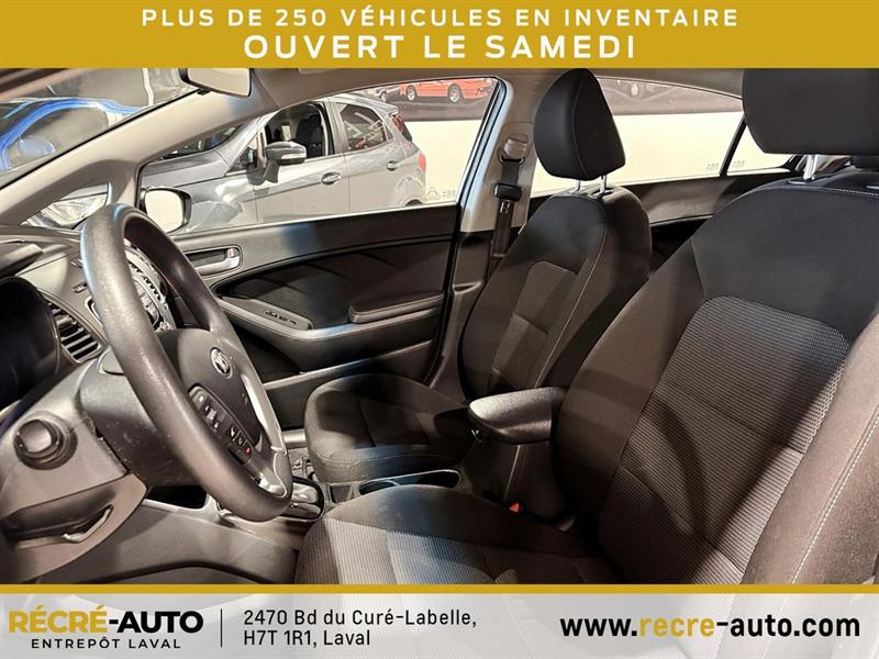 kia Forte 2017 - 10