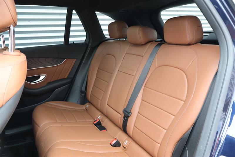 mercedes-benz GLC 2022 - 13