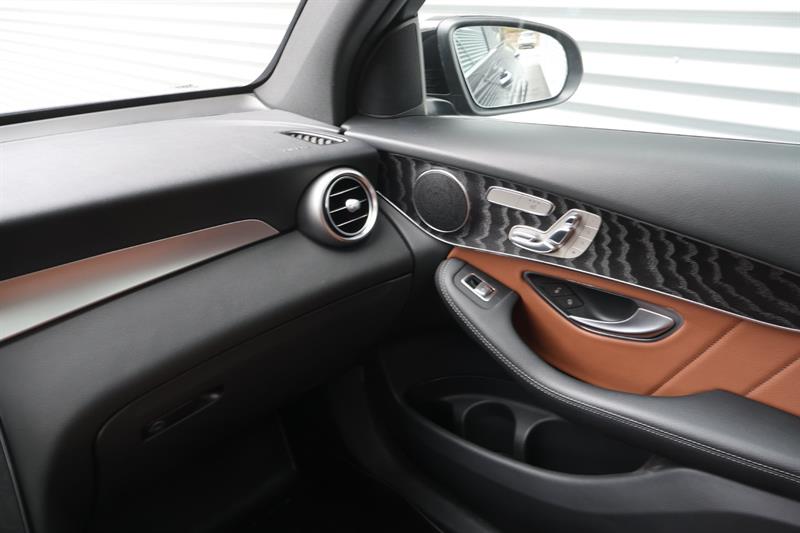 mercedes-benz GLC 2022 - 17