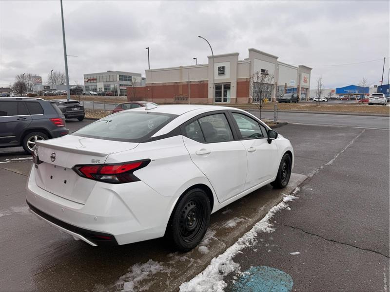 nissan Versa 2022 - 7