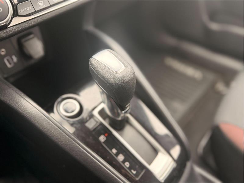 nissan Versa 2022 - 12