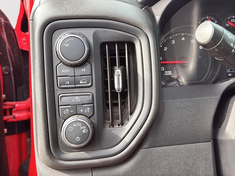 chevrolet Silverado 1500 2021 - 12