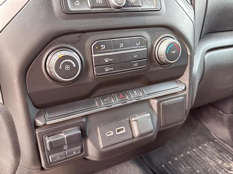 chevrolet Silverado 1500 2021 - 17