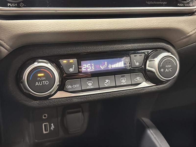 nissan Versa 2021 - 17