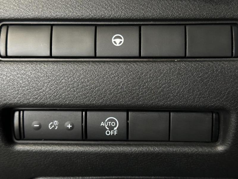 nissan Rogue 2023 - 18