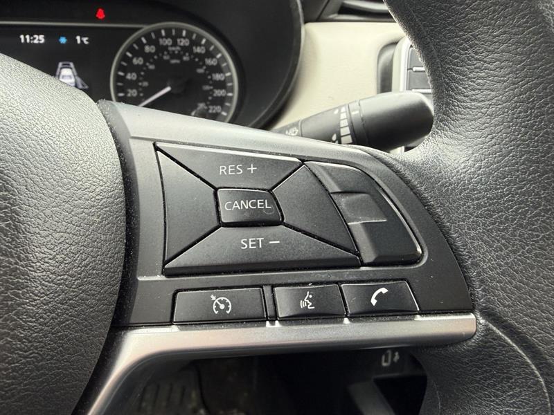 nissan Versa 2021 - 14