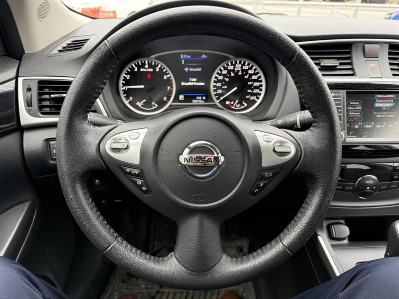 nissan Sentra 2019 - 11