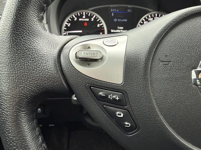 nissan Sentra 2019 - 12