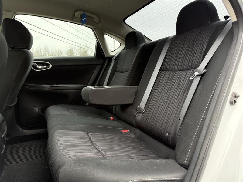 nissan Sentra 2019 - 18